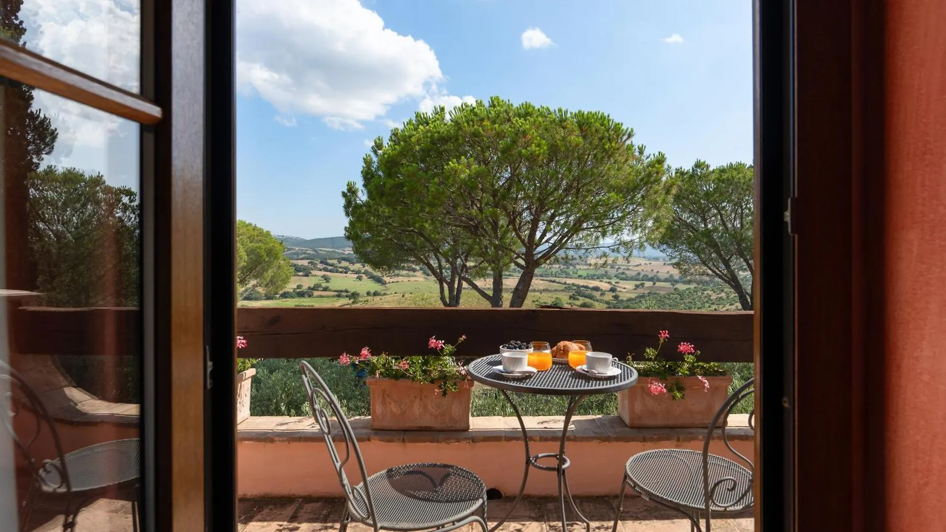 Villa Monte Bottigli Diaccialone Italy